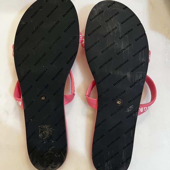 Authentic Balenciaga Round Flat Sandals in Pink/White - Picture 6 of 7